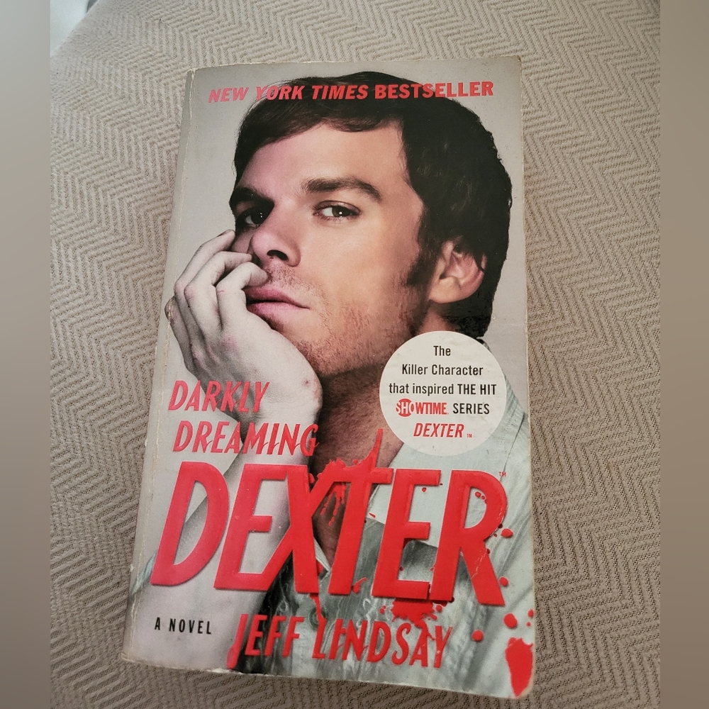 Darkly Dreaming Dexter Novel